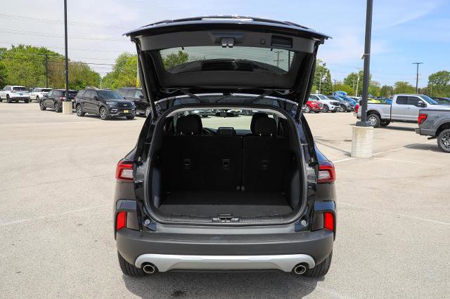 Certified 2024 Ford Escape Active AWD/4WD image 11