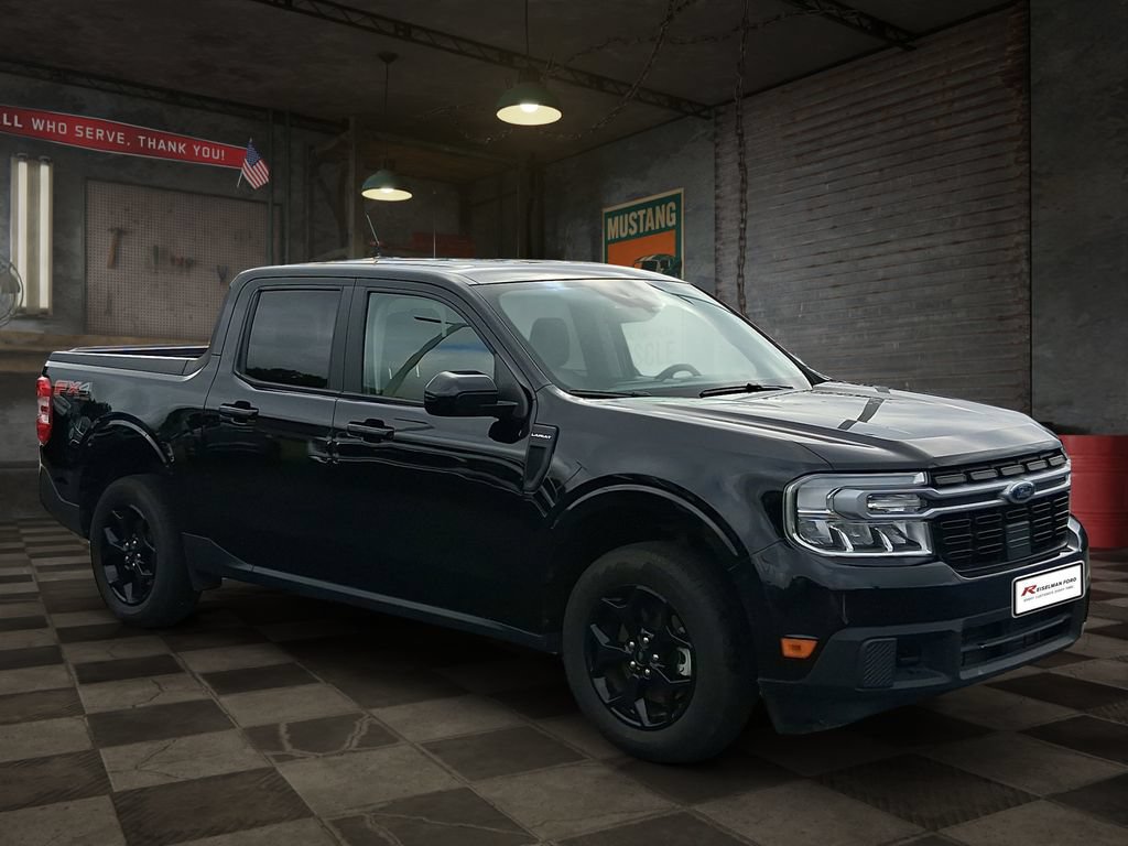 Certified 2024 Ford Maverick Lariat w/ FX4 Off-Road Package AWD/4WD image 2