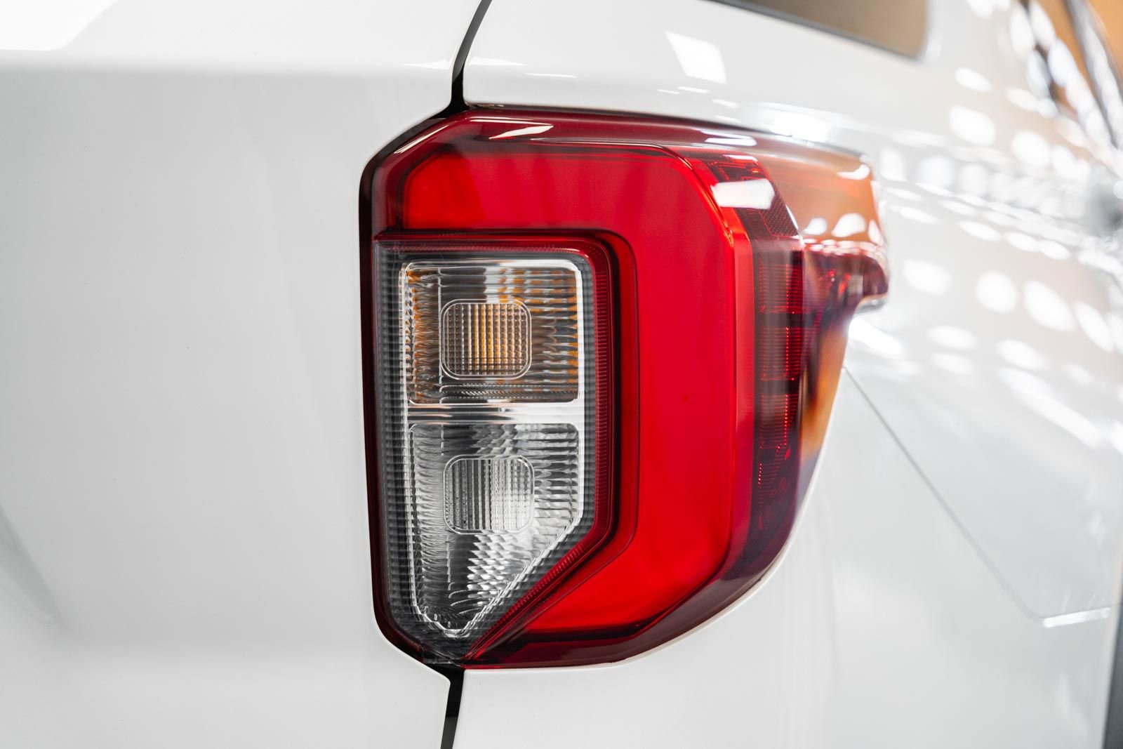 Certified 2024 Ford Explorer ST w/ Equipment Group 401A image 18