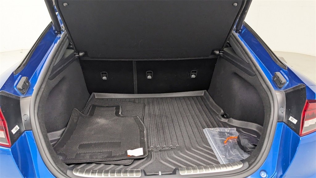 Used 2023 Kia Stinger GT2 image 8