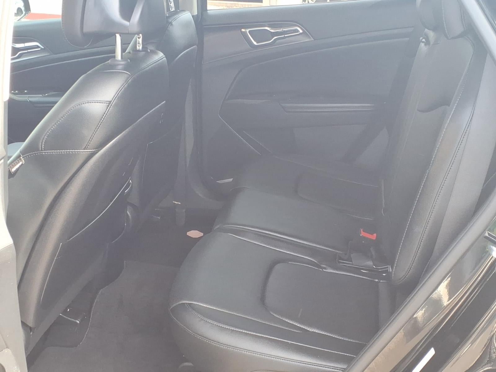 Used 2023 Kia Sportage SX FWD image 18