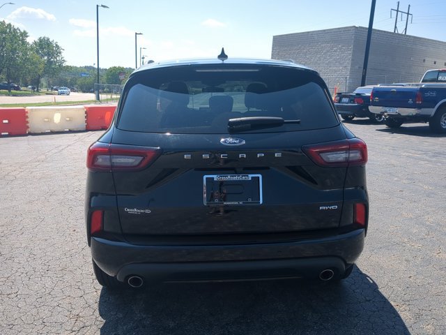 Certified 2024 Ford Escape ST-Line w/ Tech Pack #1 AWD/4WD image 5