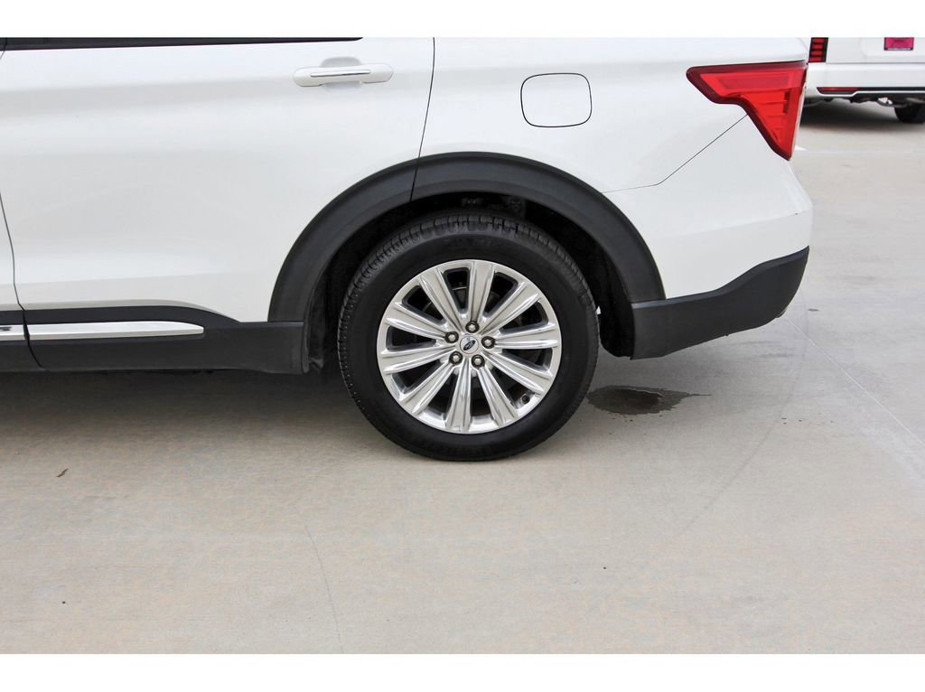 Certified 2022 Ford Explorer Limited w/ Limited Technology Package RWD image 31
