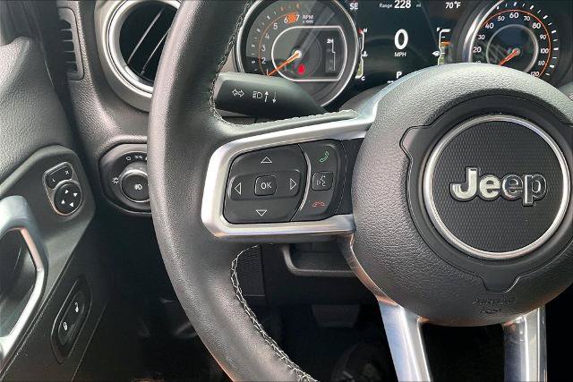 Used 2023 Jeep Wrangler Unlimited Sahara w/ LED Lighting Group AWD/4WD image 18