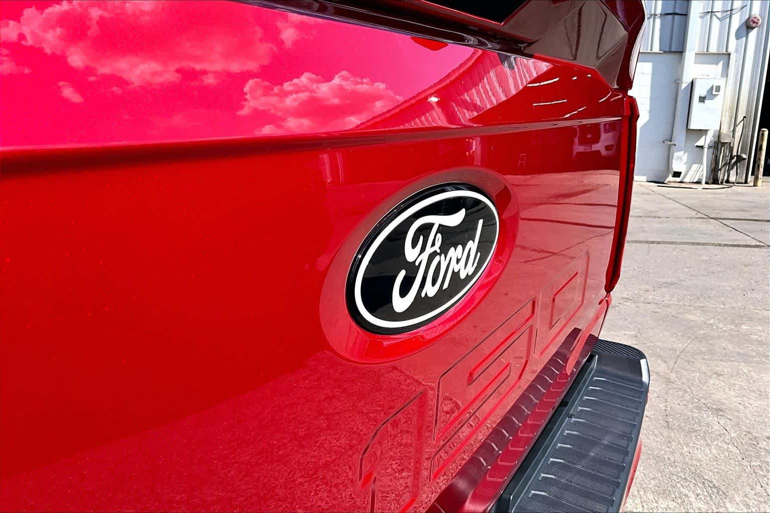 Certified 2024 Ford F150 XLT w/ Equipment Group 302A MID AWD/4WD image 31