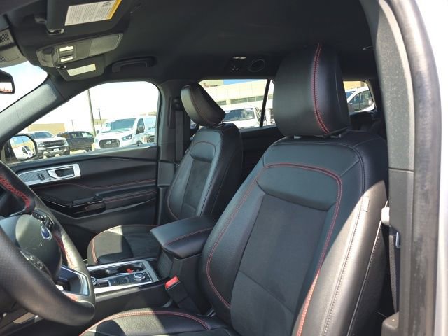 Certified 2023 Ford Explorer ST-Line w/ Class IV Trailer Tow Package AWD/4WD image 13