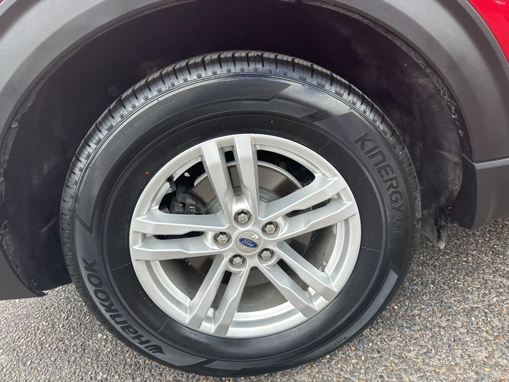Certified 2020 Ford Explorer XLT w/ Equipment Group 202A RWD image 10