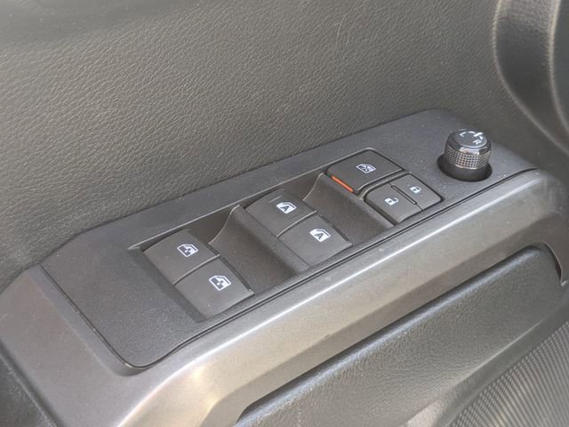 Used 2019 Toyota Tacoma TRD Off-Road image 10