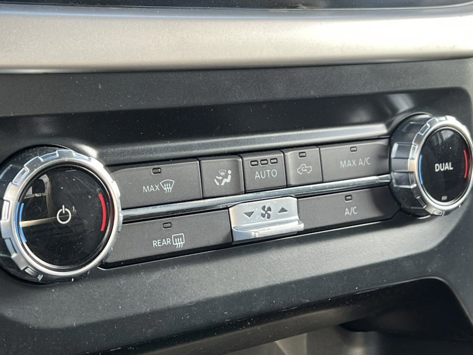 Certified 2022 Ford F150 XLT w/ Equipment Group 301A Mid image 34