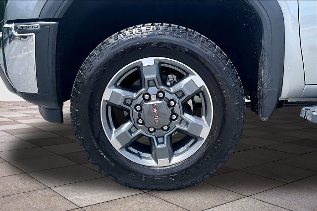 Used 2025 GMC Sierra 2500 SLT AWD/4WD image 10