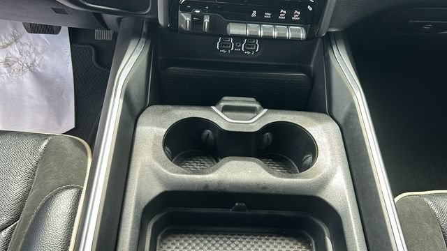 Used 2022 RAM 1500 Laramie AWD/4WD image 21