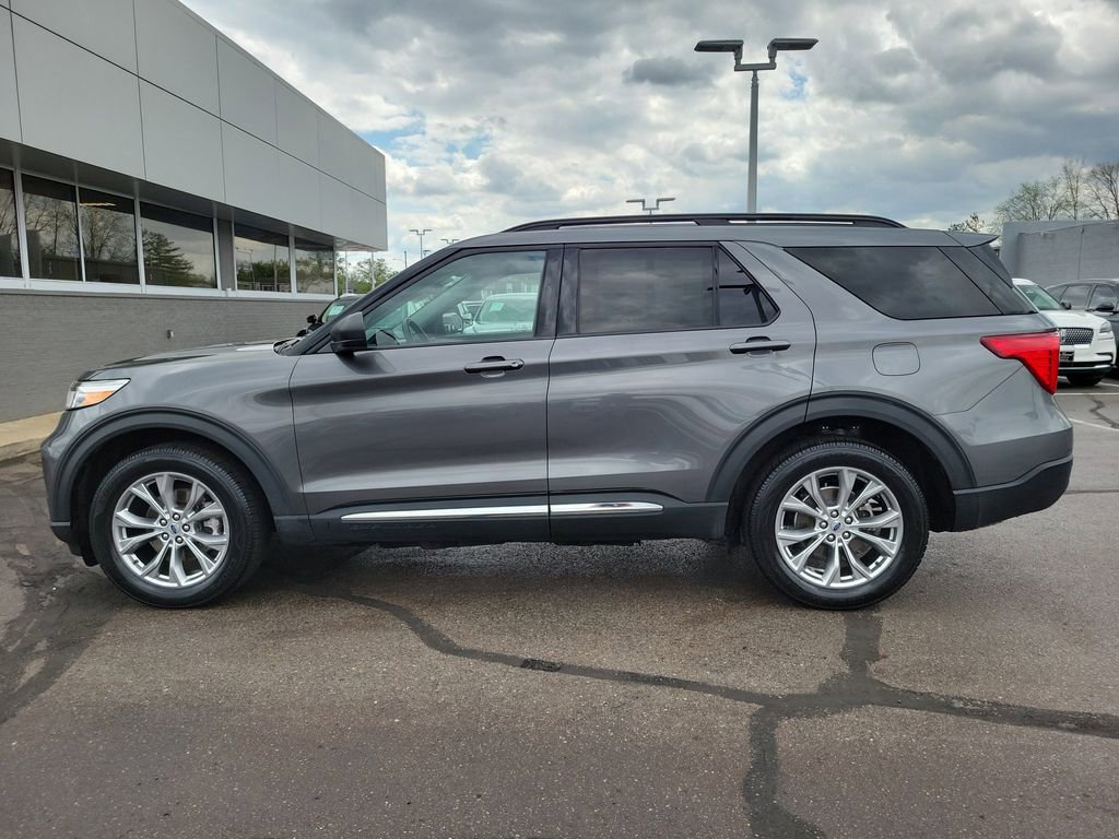 Certified 2023 Ford Explorer XLT w/ Equipment Group 202A image 2