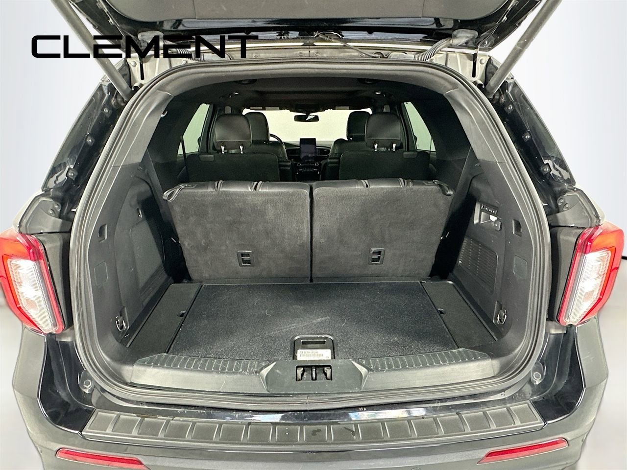 Certified 2021 Ford Explorer ST w/ Equipment Group 401A image 10