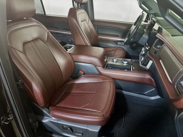 Certified 2024 Ford Expedition Limited image 17