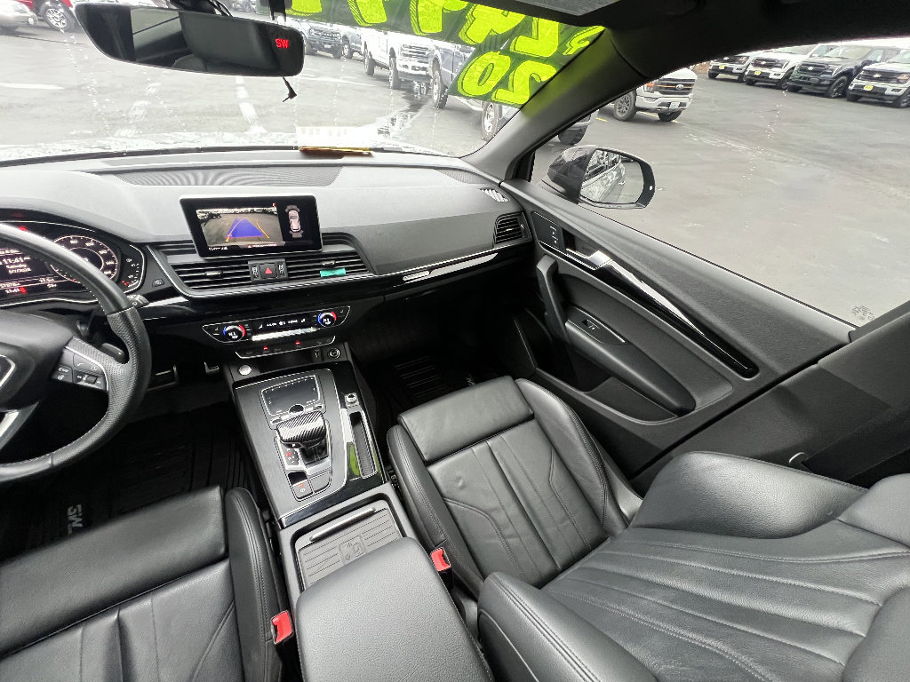 Used 2020 Audi Q5 2.0T Titanium Premium Plus image 21