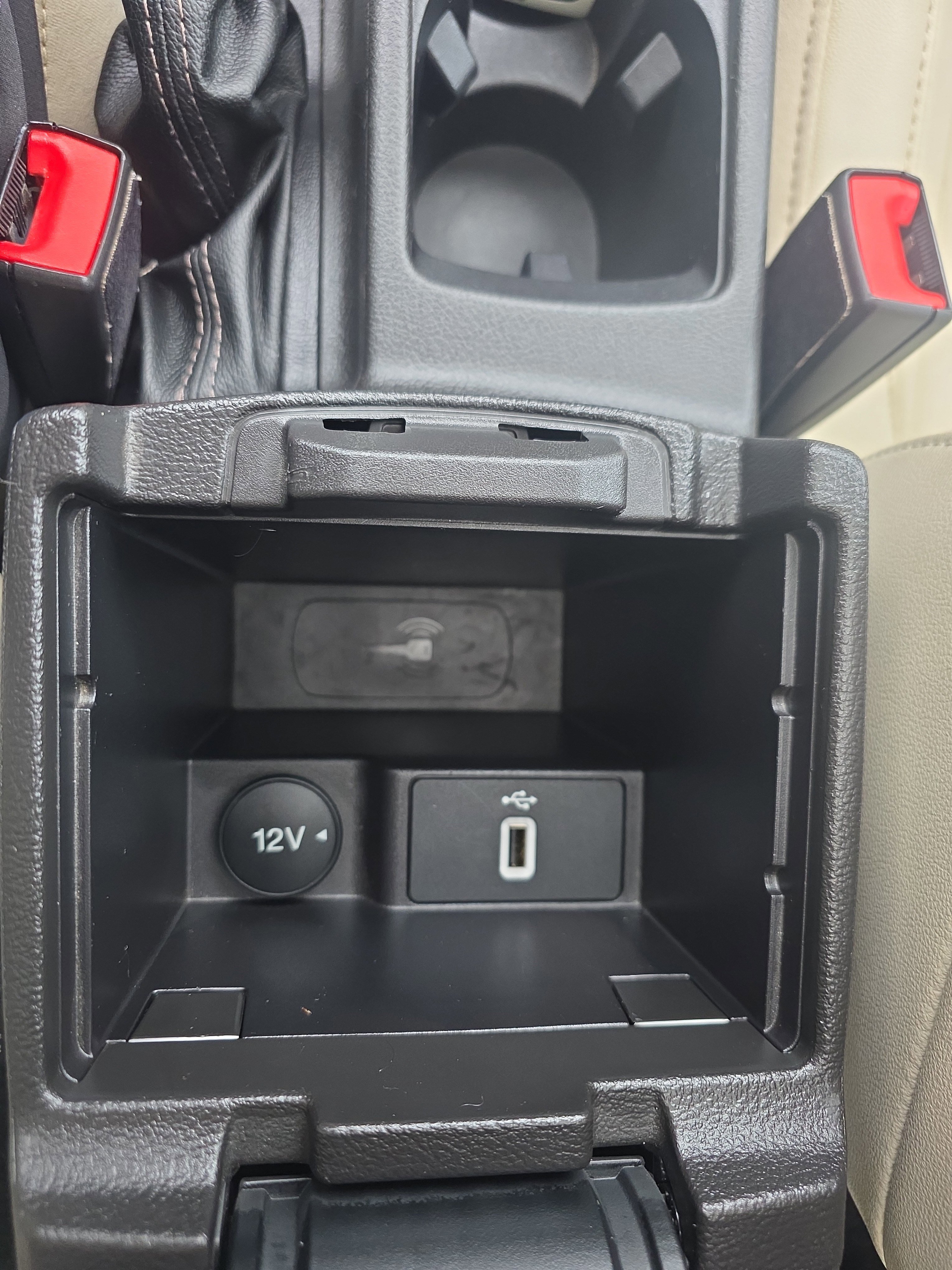 Certified 2018 Ford Focus Titanium image 40