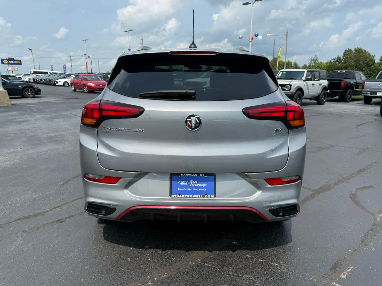 Used 2023 Buick Encore GX Select w/ Sport Touring Package AWD/4WD image 22