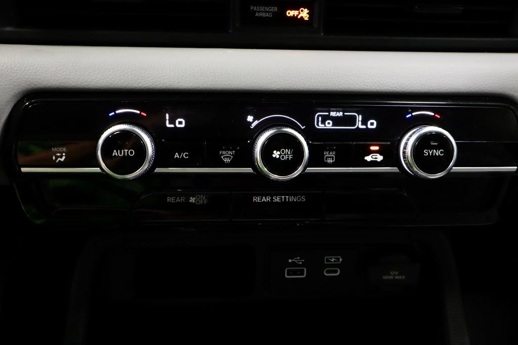 Used 2023 Honda Pilot LX image 29