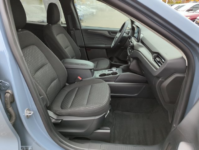 Certified 2024 Ford Escape Active AWD/4WD image 15