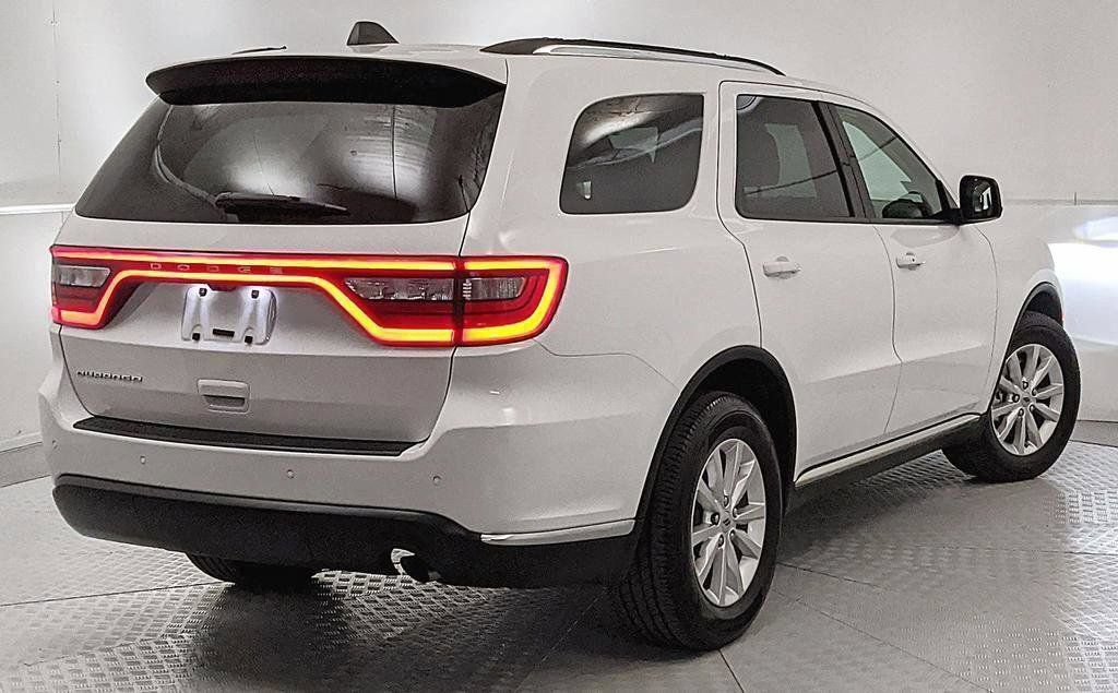 Used 2021 Dodge Durango SXT RWD image 3