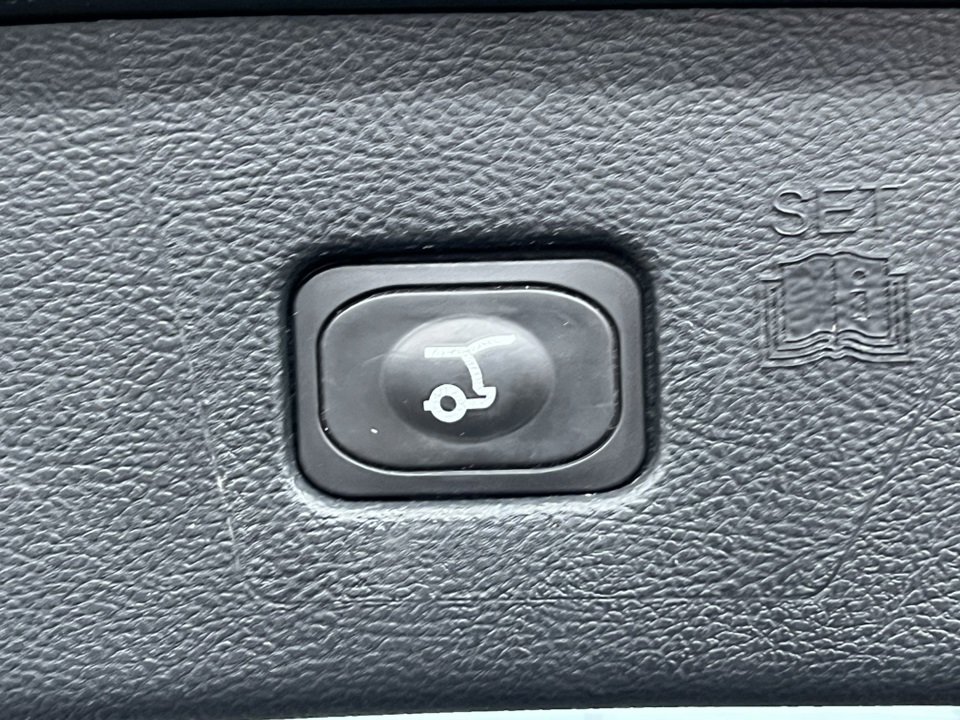 Certified 2022 Ford Edge SEL w/ Convenience Package image 32