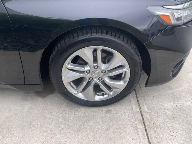 Used 2018 Honda Accord LX image 10