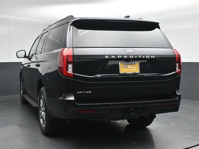 Certified 2025 Ford Expedition Active AWD/4WD image 6
