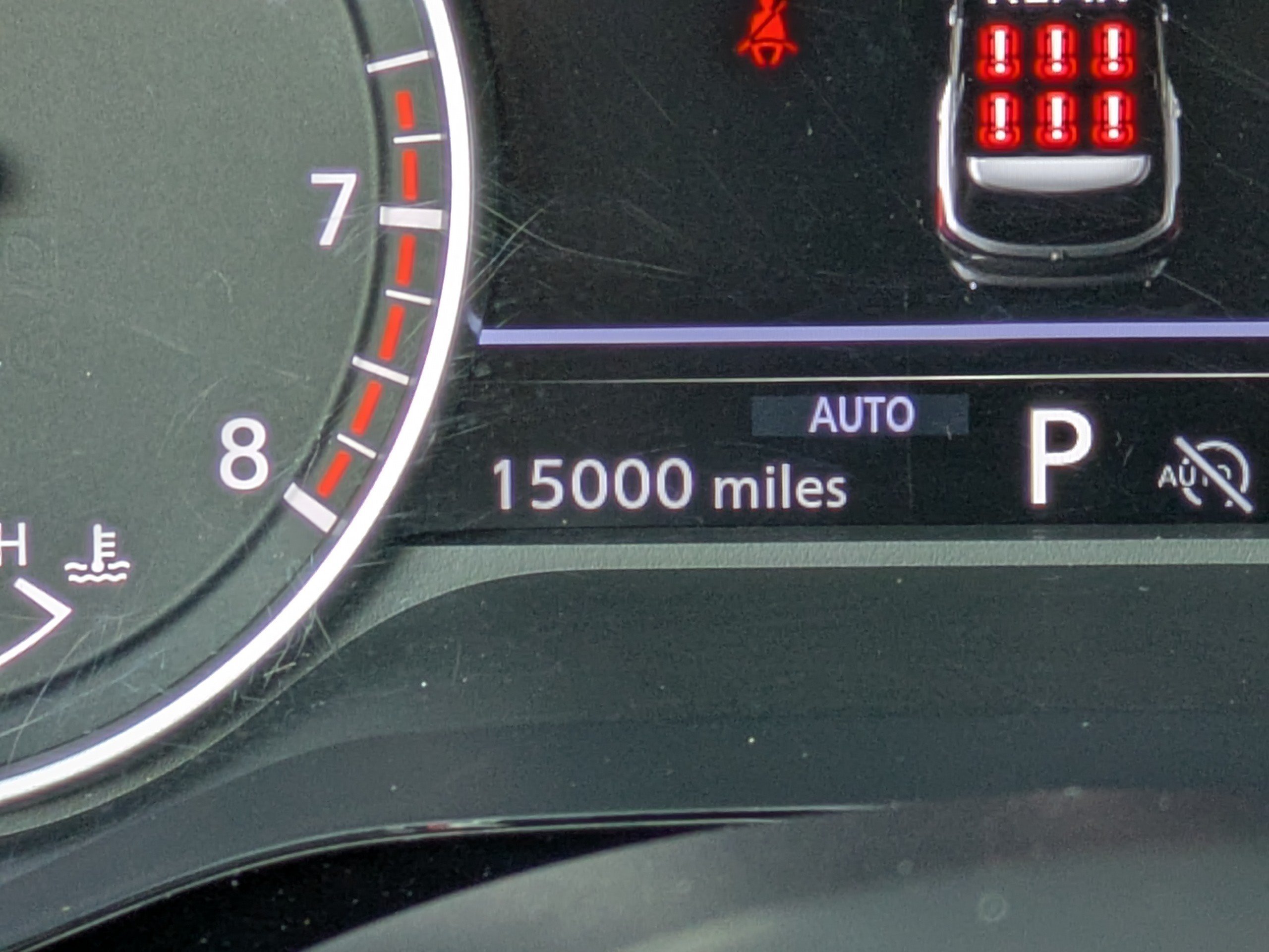 Used 2025 Nissan Pathfinder SV AWD/4WD image 32