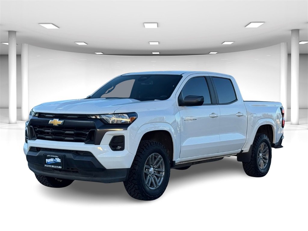 Used 2023 Chevrolet Colorado LT w/ LT Convenience Package II image 2
