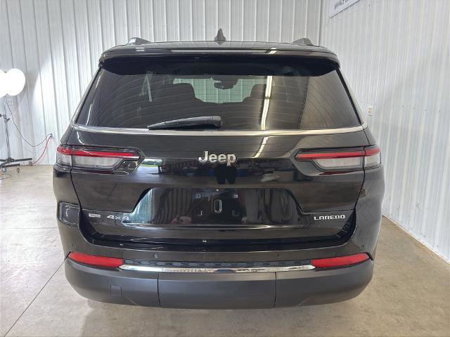 Used 2021 Jeep Grand Cherokee L Laredo w/ Luxury Tech Group I image 3
