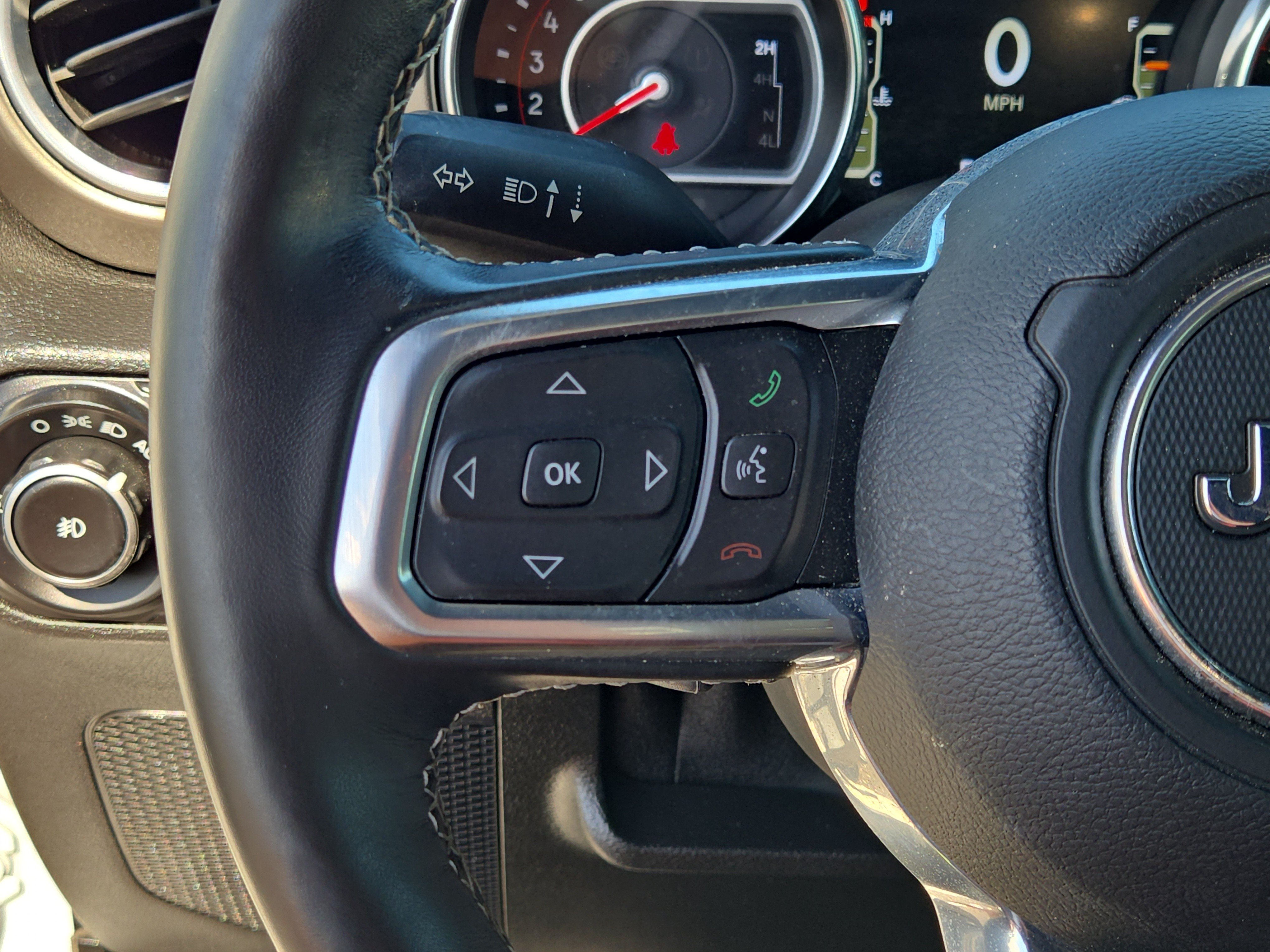Used 2021 Jeep Wrangler Unlimited Rubicon AWD/4WD image 27
