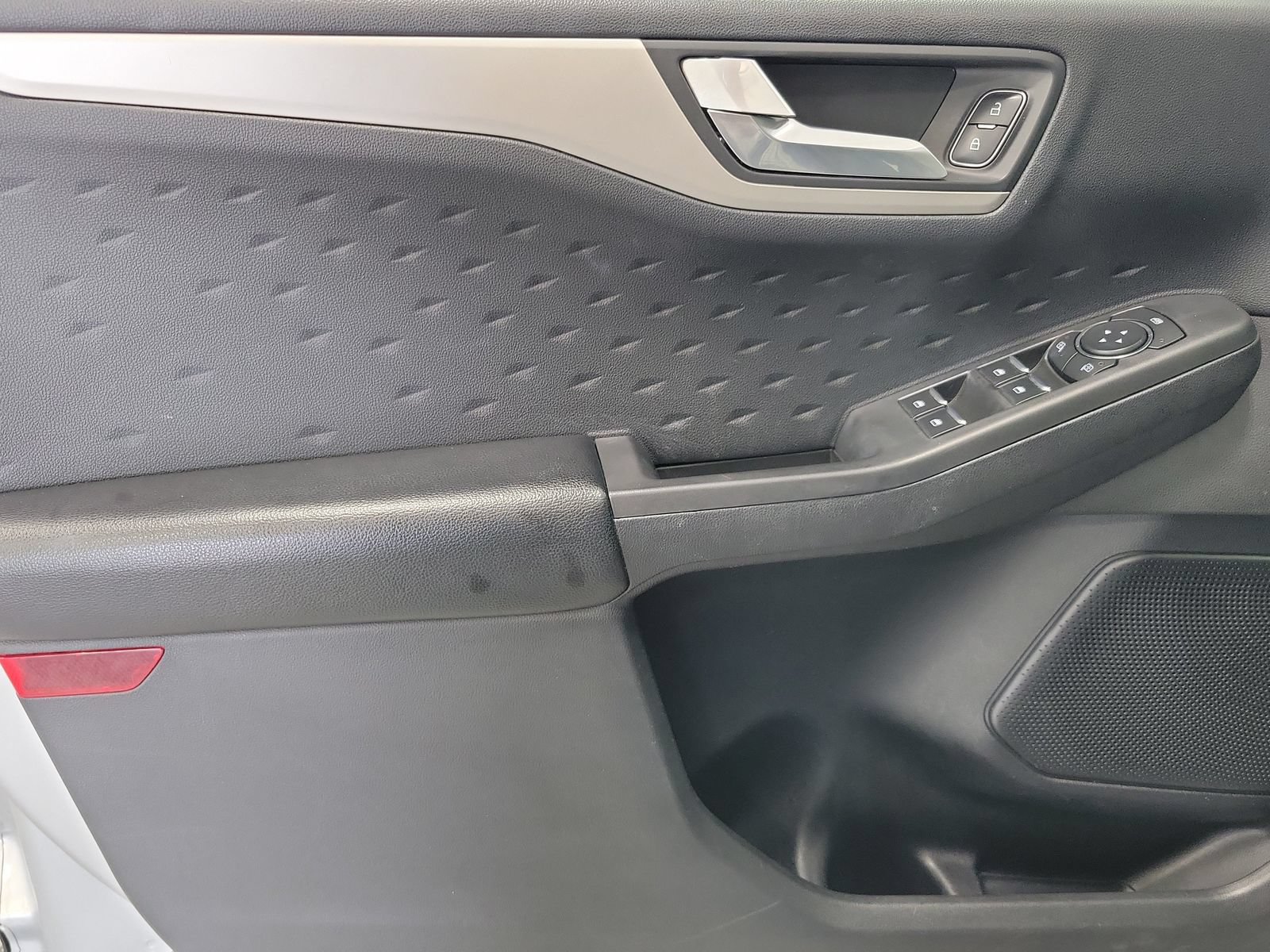Certified 2020 Ford Escape SE Sport AWD/4WD image 10