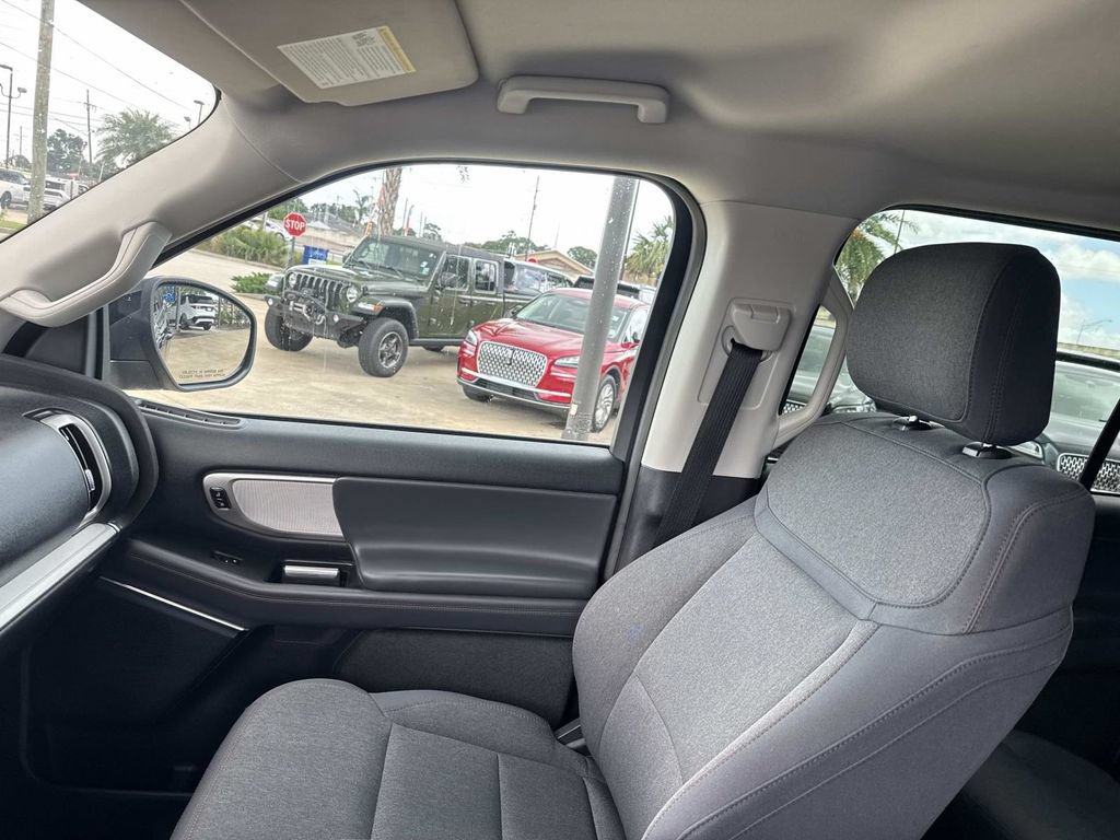 Certified 2025 Ford Expedition Max Active RWD image 17