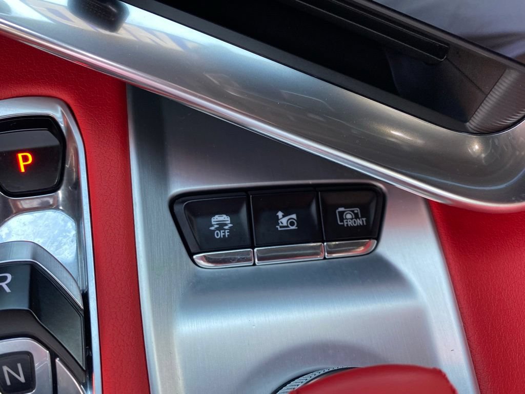 Used 2020 Chevrolet Corvette Stingray Preferred Cpe w/ 2LT Preferred Equipment Group RWD image 18