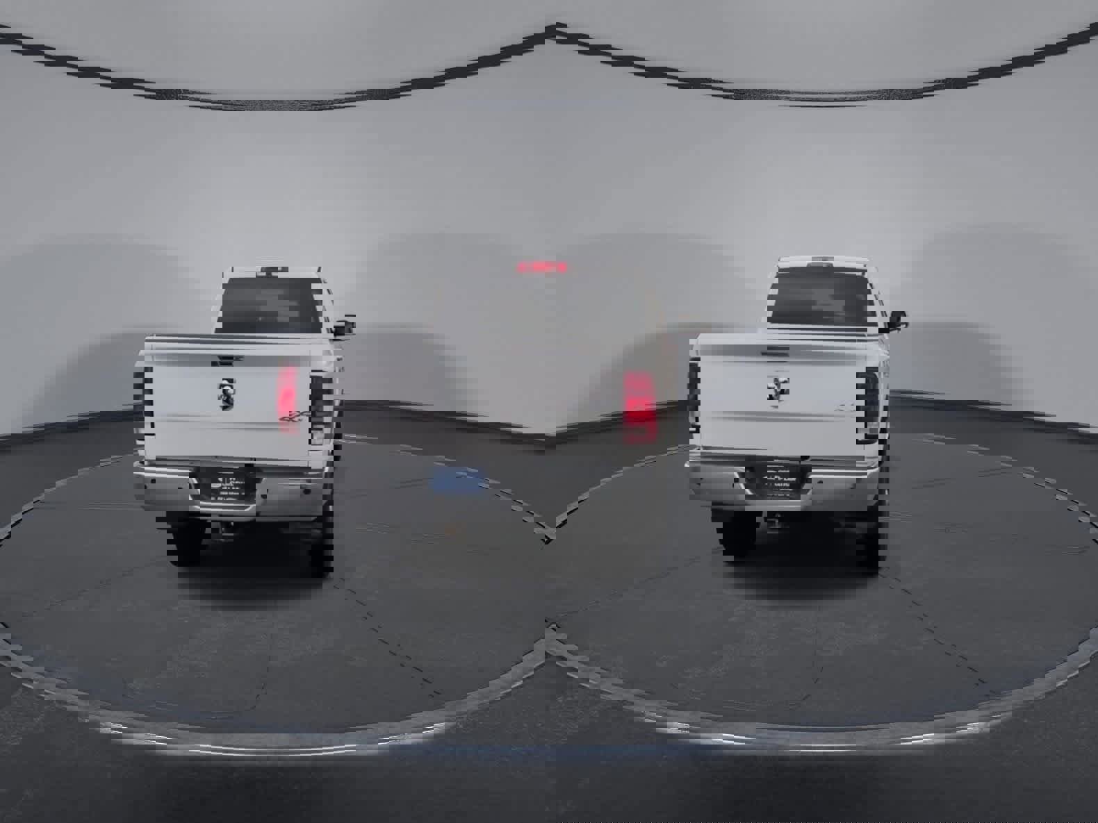 Used 2018 RAM 3500 Tradesman w/ Chrome Appearance Group image 7