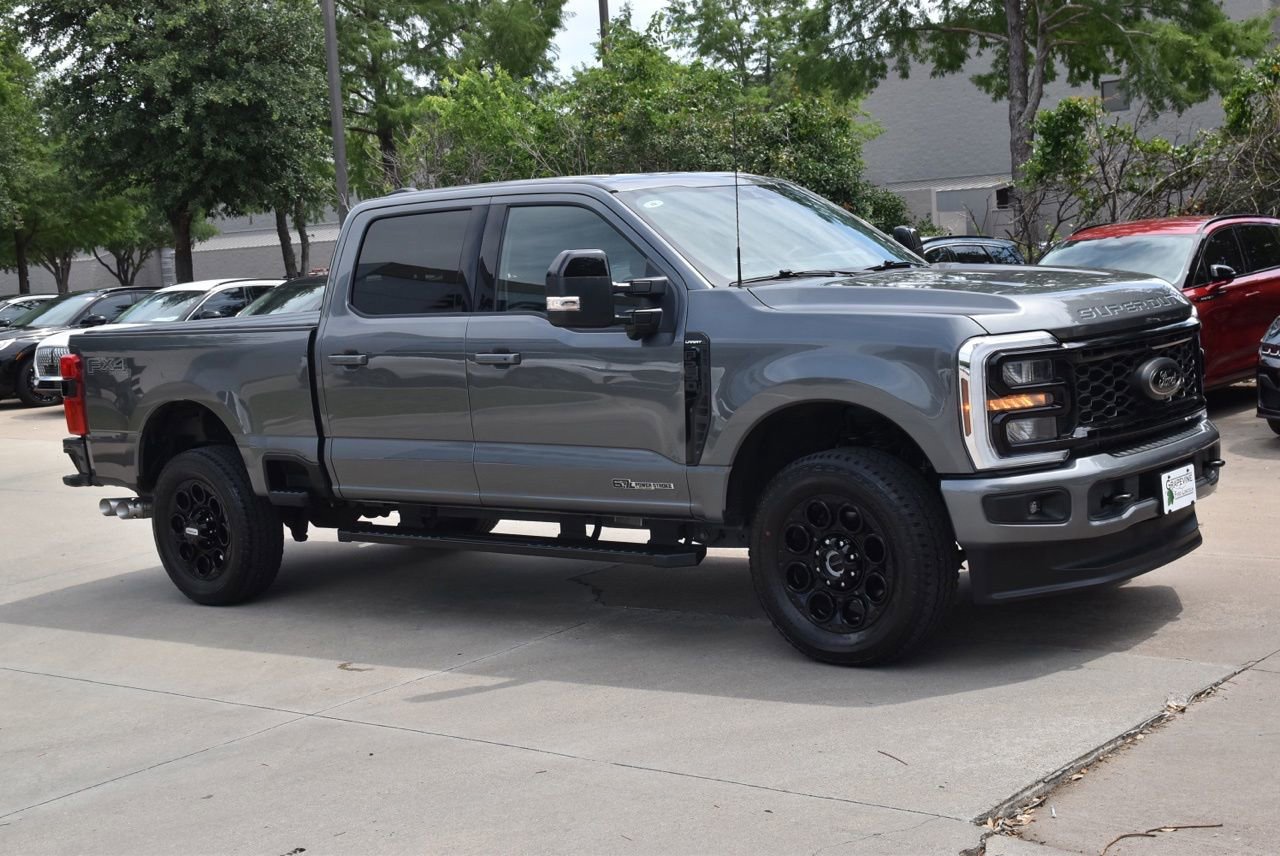 Certified 2025 Ford F250 Lariat w/ Black Appearance Package AWD/4WD image 5
