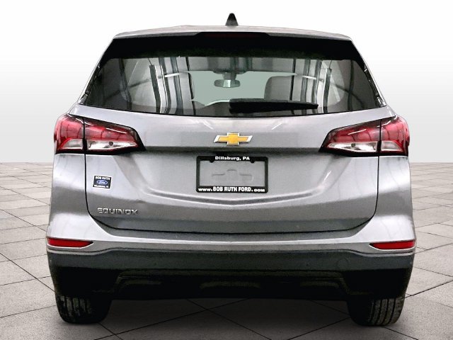 Used 2023 Chevrolet Equinox LS FWD image 4