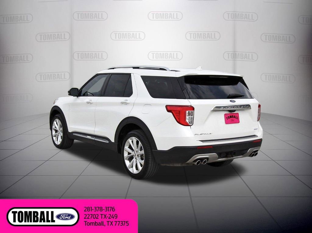 Certified 2024 Ford Explorer Platinum w/ Technology Package AWD/4WD image 3