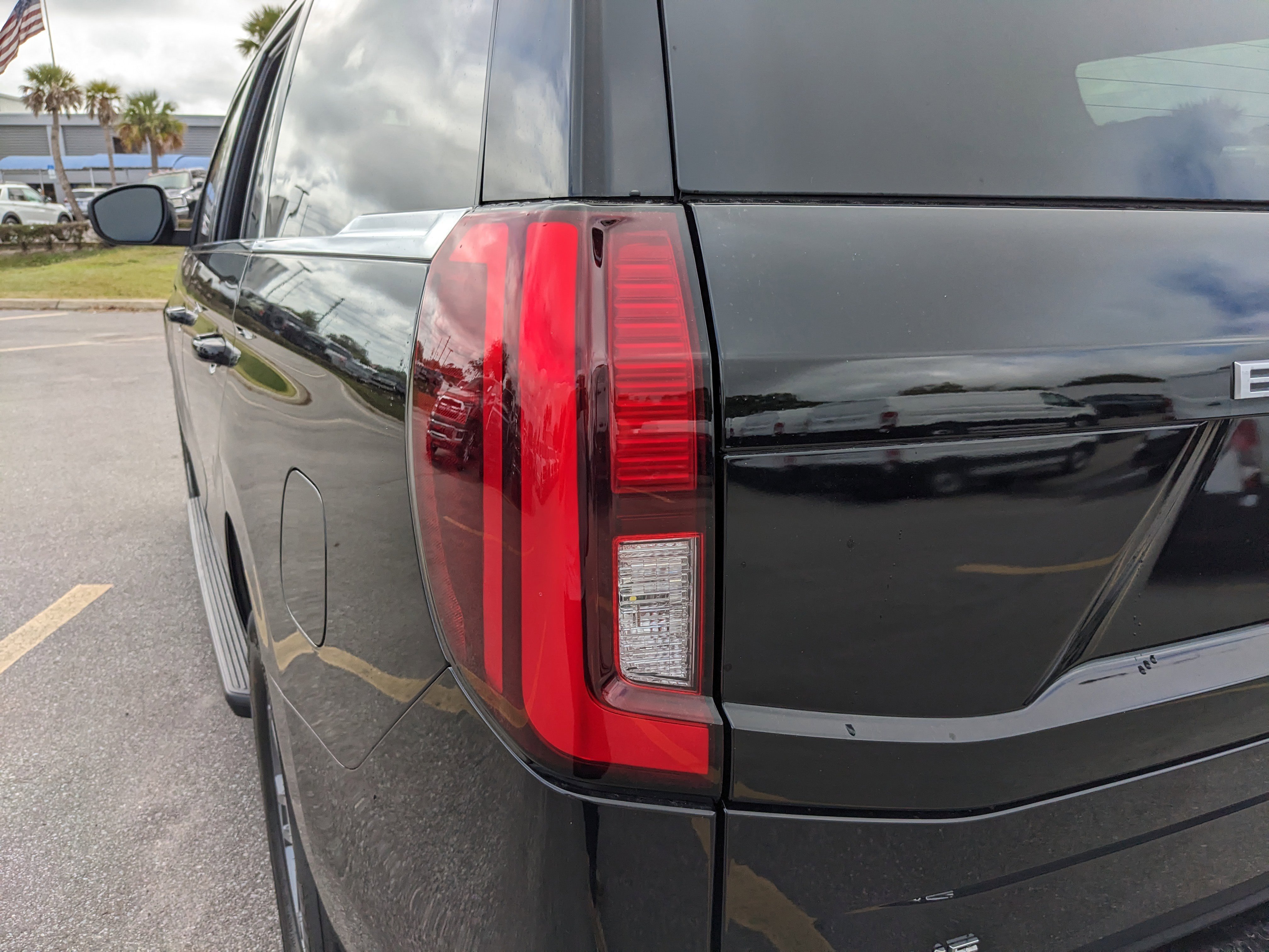 Certified 2025 Ford Expedition Active image 12