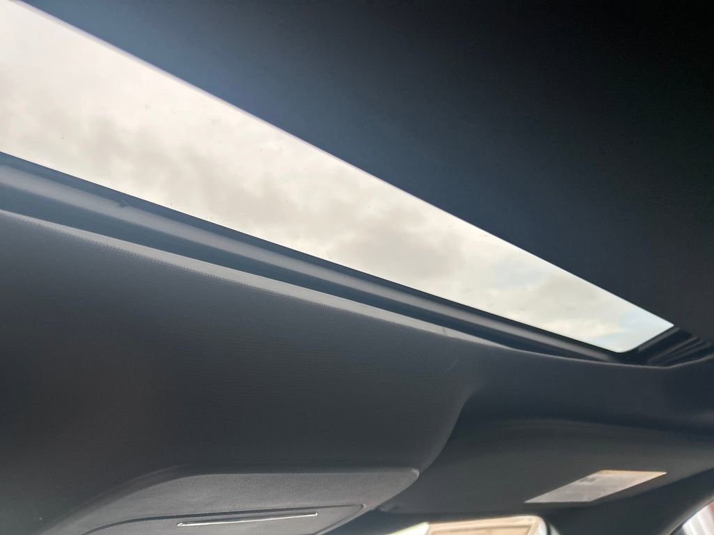 Certified 2023 Ford F150 Lariat w/ Equipment Group 502A High image 20