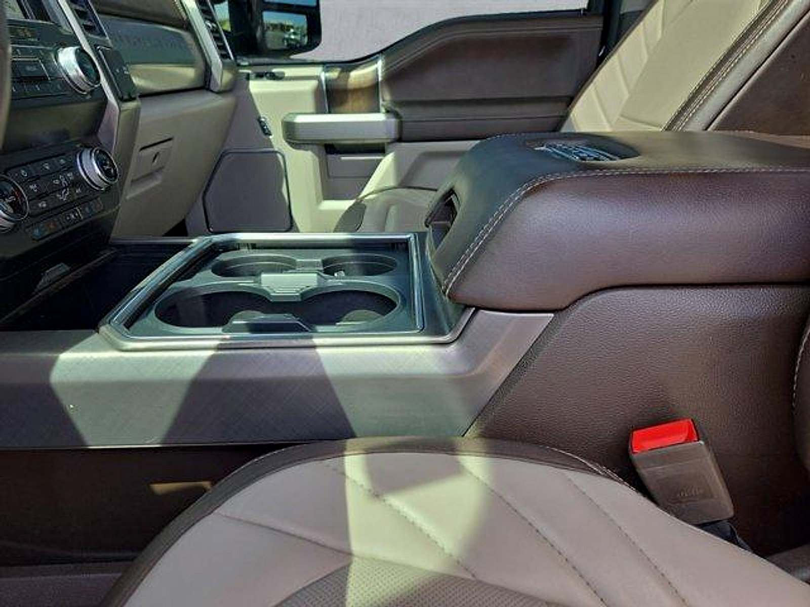Certified 2019 Ford F250 Limited AWD/4WD image 22
