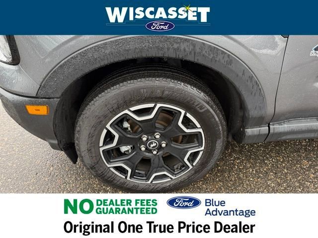 Certified 2025 Ford Bronco Sport Outer Banks w/ Outer Banks Tech Package+ AWD/4WD image 40