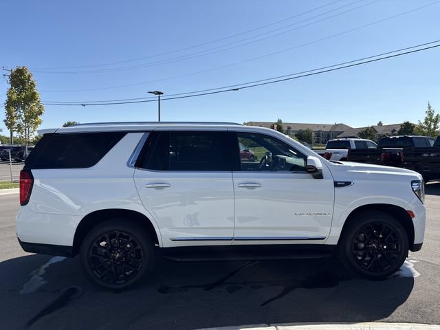 Used 2023 GMC Yukon SLT AWD/4WD image 6