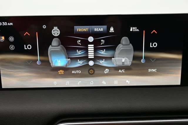 Used 2025 Nissan Armada Platinum AWD/4WD image 23