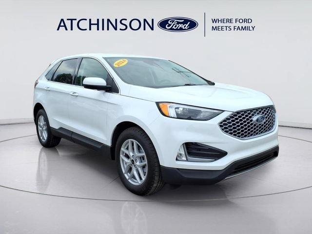 Certified 2024 Ford Edge SEL w/ Convenience Package AWD/4WD image 3
