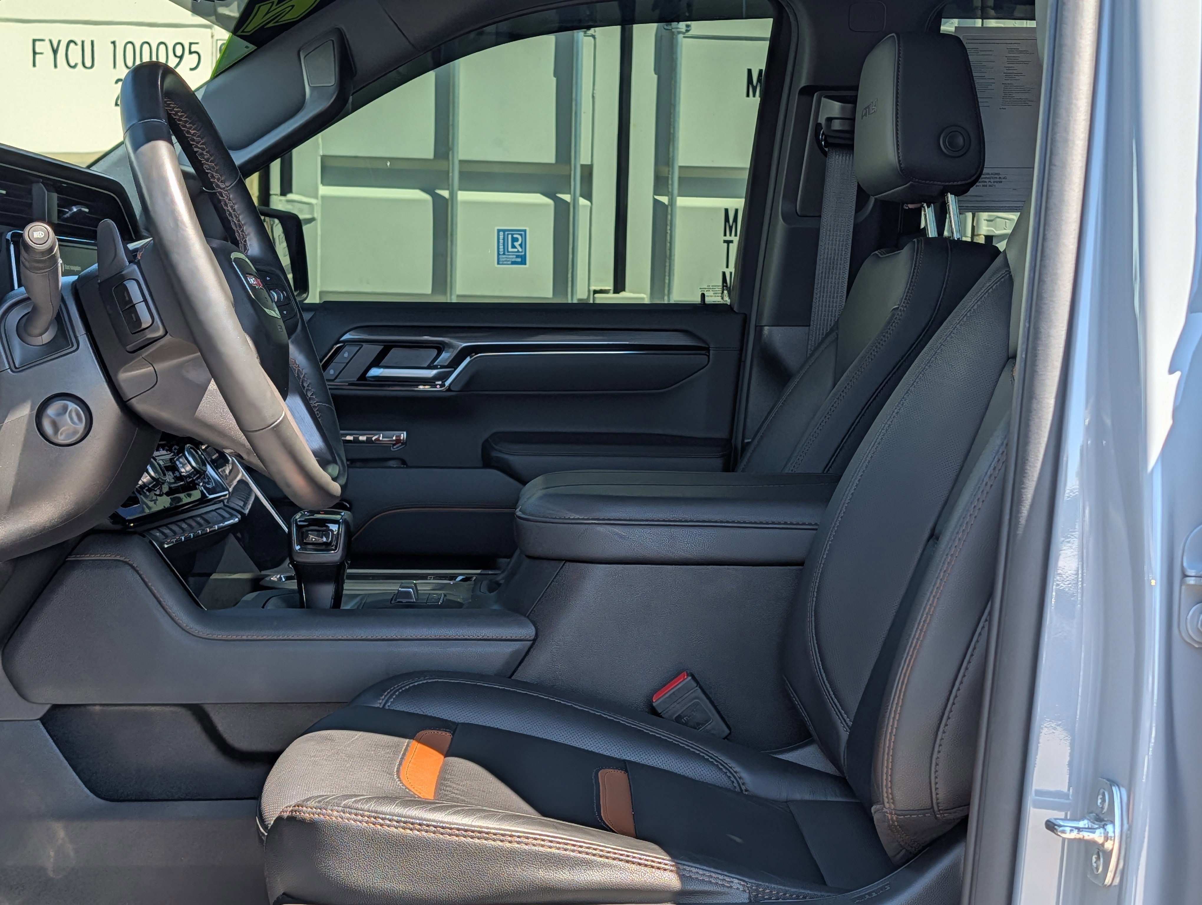 Used 2025 GMC Sierra 1500 AT4 w/ AT4 Premium Package image 31