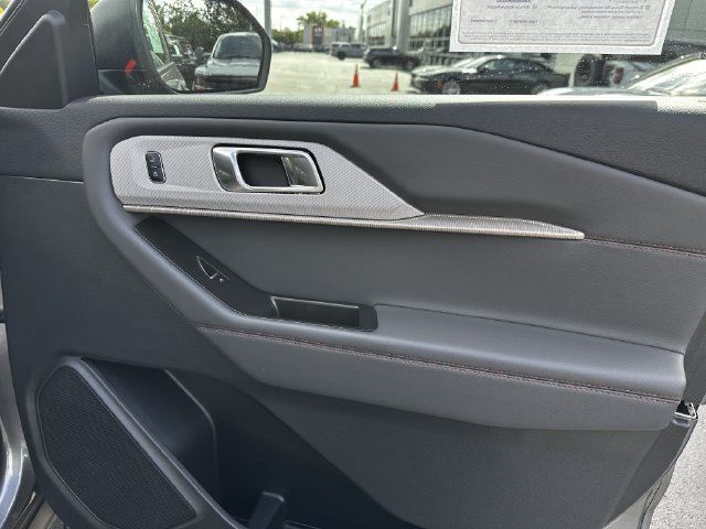 Certified 2025 Ford Explorer Active AWD/4WD image 34