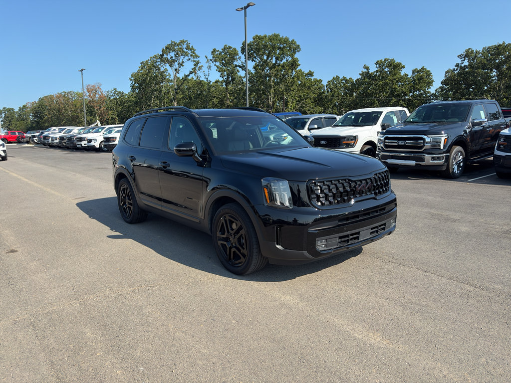 Used 2025 Kia Telluride SX X-Line AWD/4WD image 4