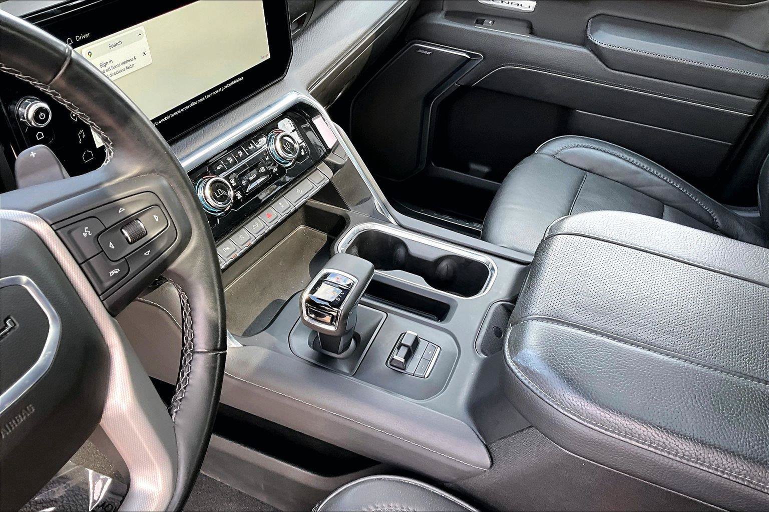 Used 2025 GMC Sierra 1500 Denali w/ Technology Package AWD/4WD image 17