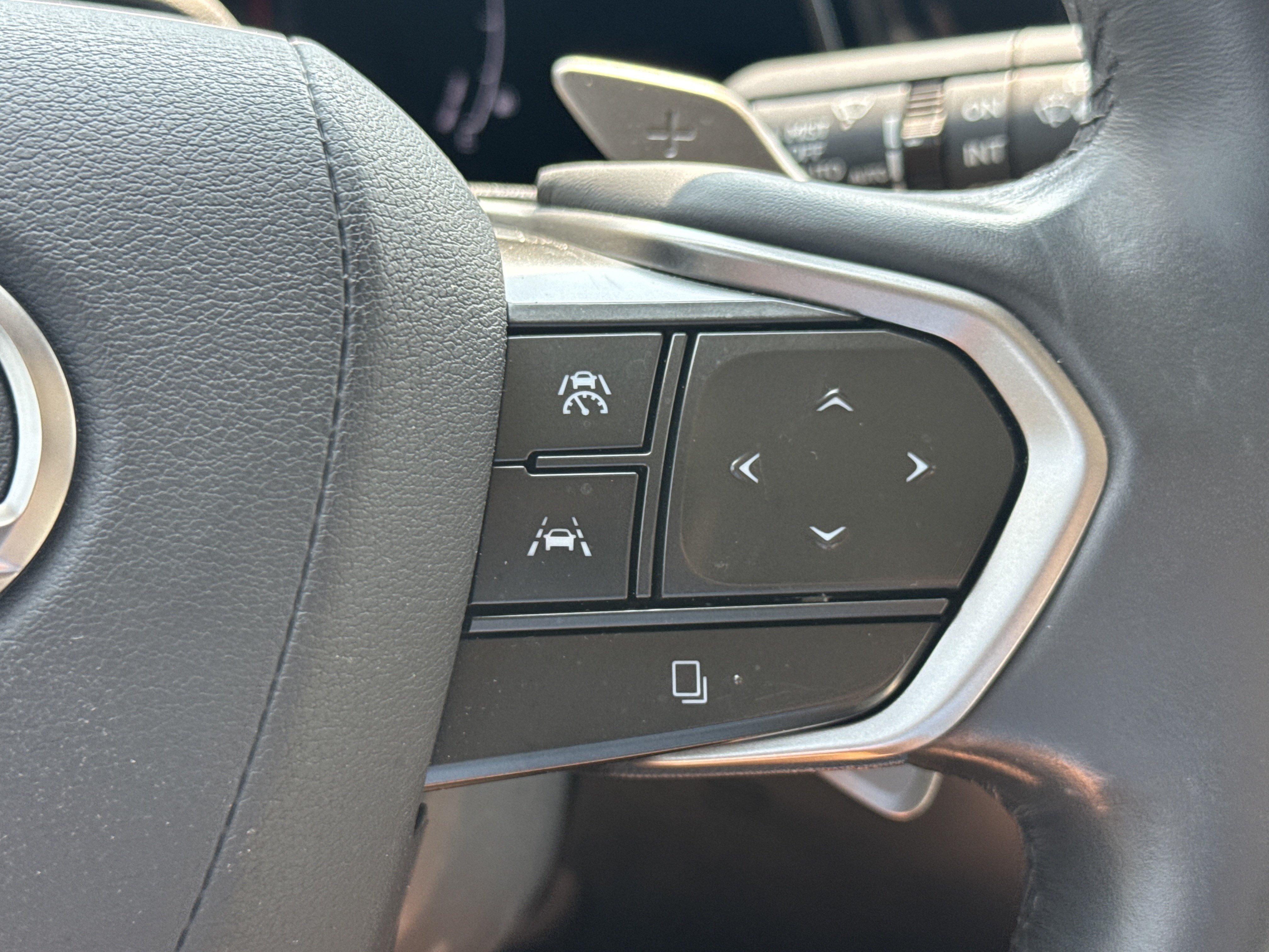 Used 2023 Lexus RX 350 FWD w/ Accessory Package (Z1) image 17